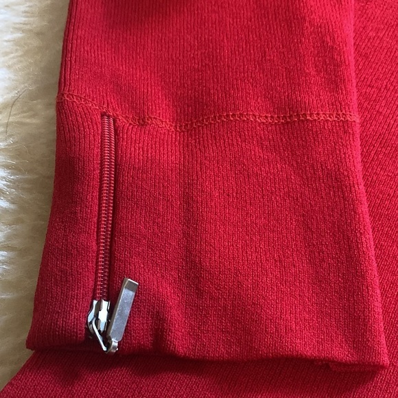 Zipper detail sweater - Picture 3 of 9